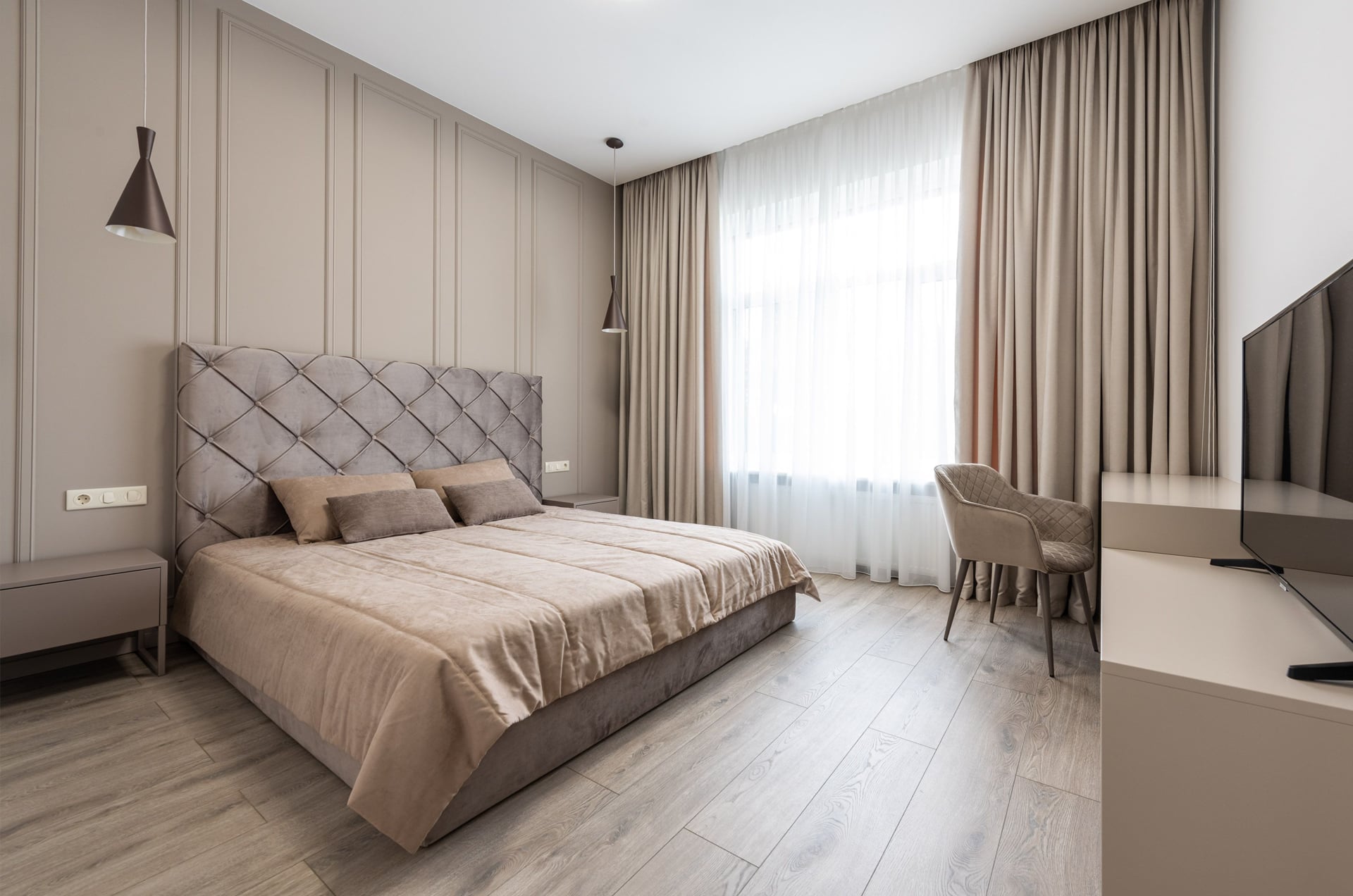 Bedroom Renovation by LEOS Project Management